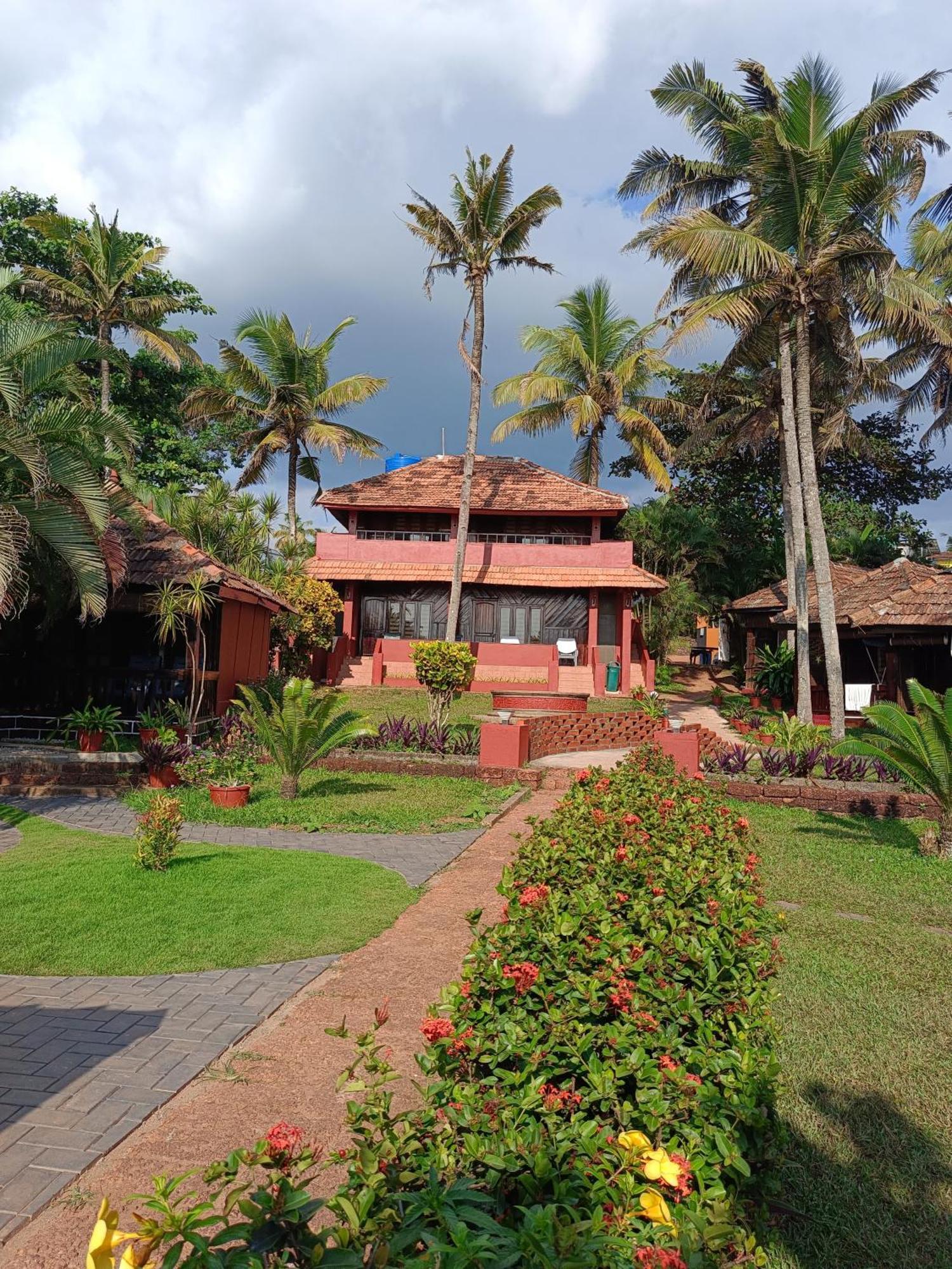 Blue Water Beach Resort Varkala Εξωτερικό φωτογραφία